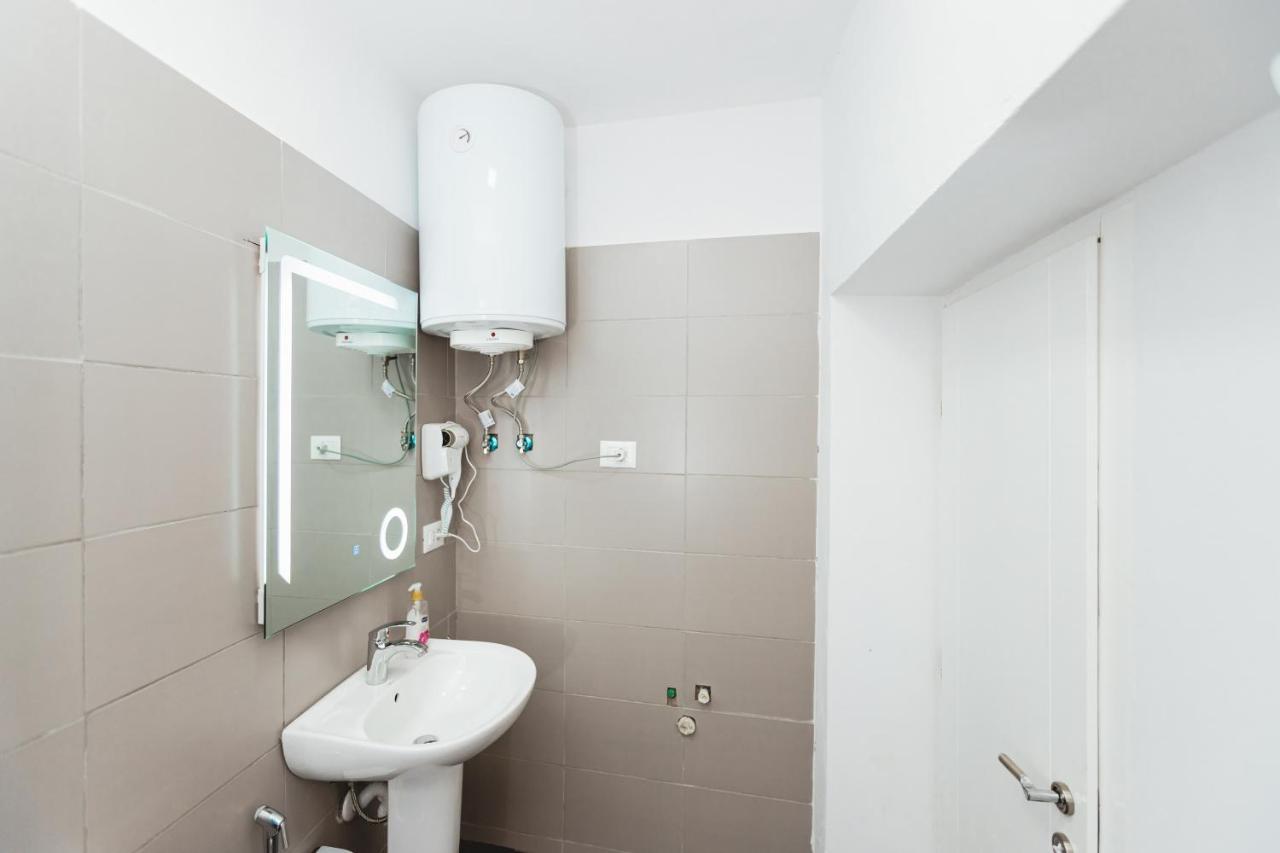 New At New Bazaar - Center Apartment Tirana